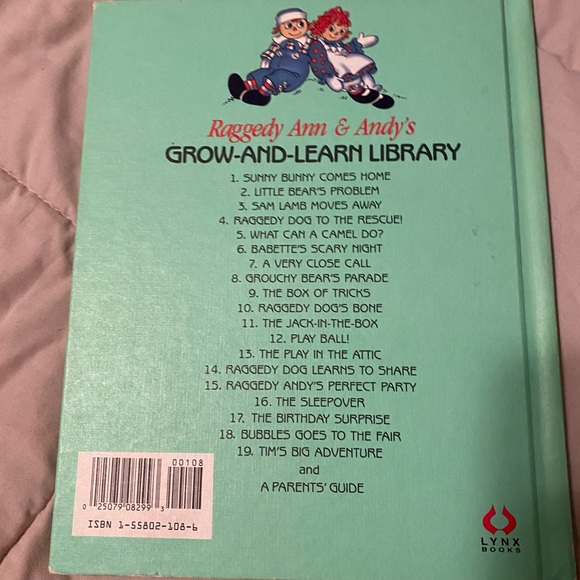 VINTAGE RAGGEDY ANN & ANDY HARD COVER SET OF 8 - Picture 3 of 16